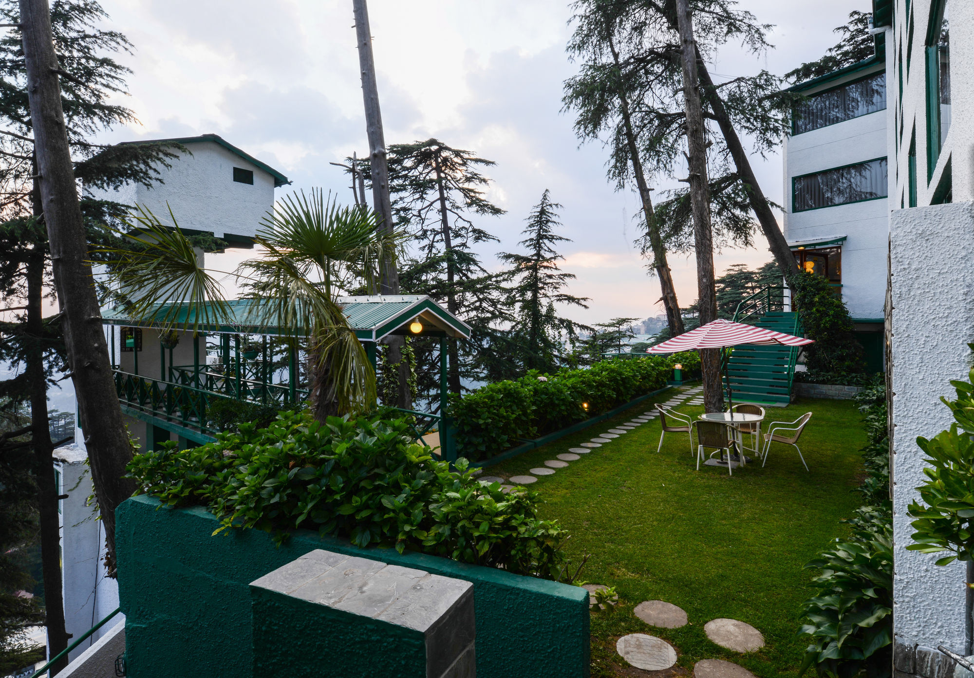 Honeymoon Inn Mussoorie Bagian luar foto